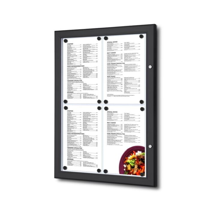 Czarna gablota na menu restauracji