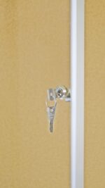 Wewnętrzna gablota korkowa dwudrzwiowa - obrazek 16