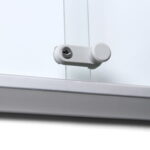 Gablota z przesuwanymi drzwiami