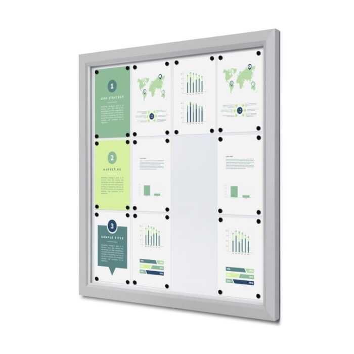 Gablota-zewnętrzna-szklo-na-froncie